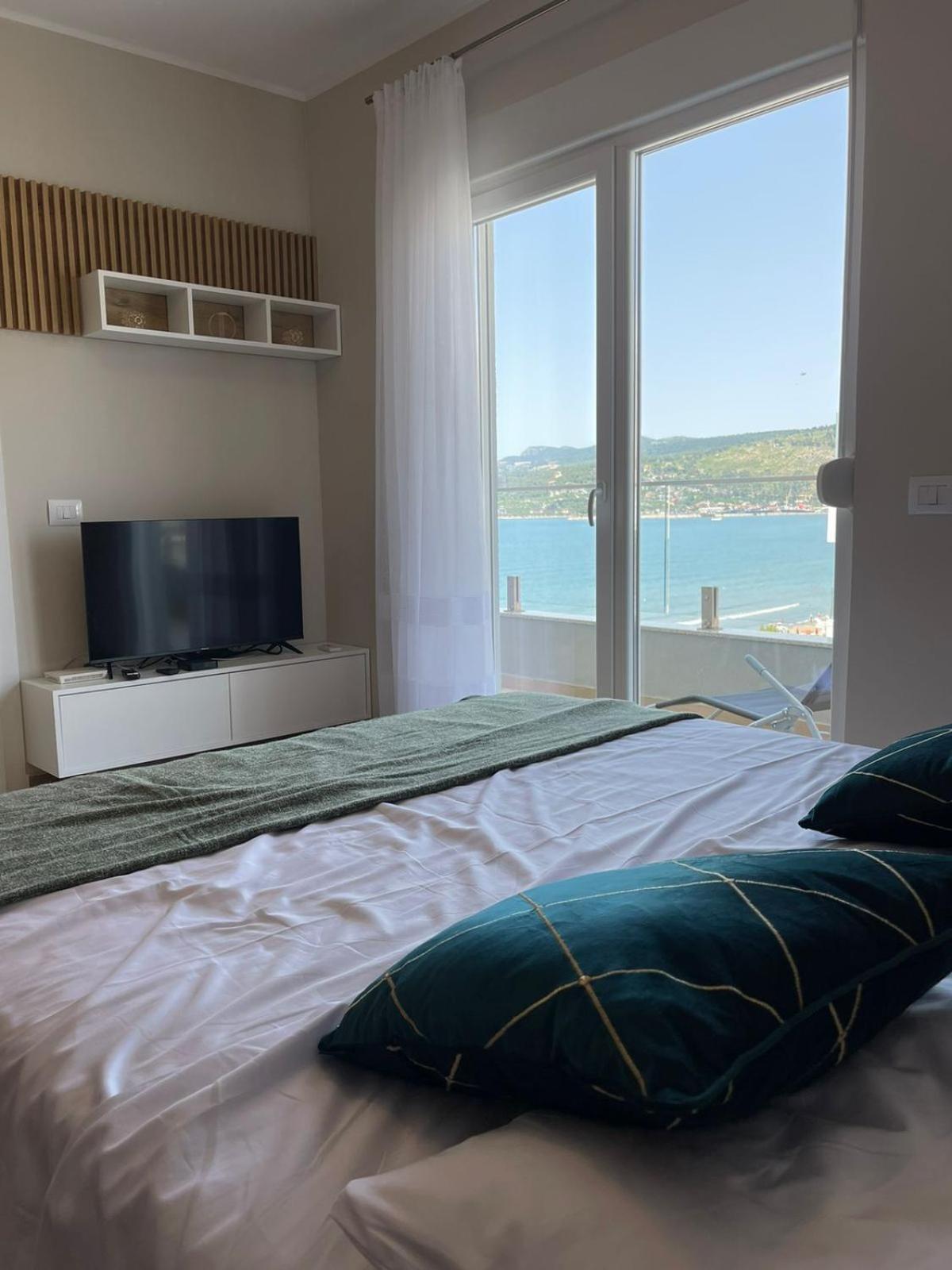 Sea La Vie Shëngjin